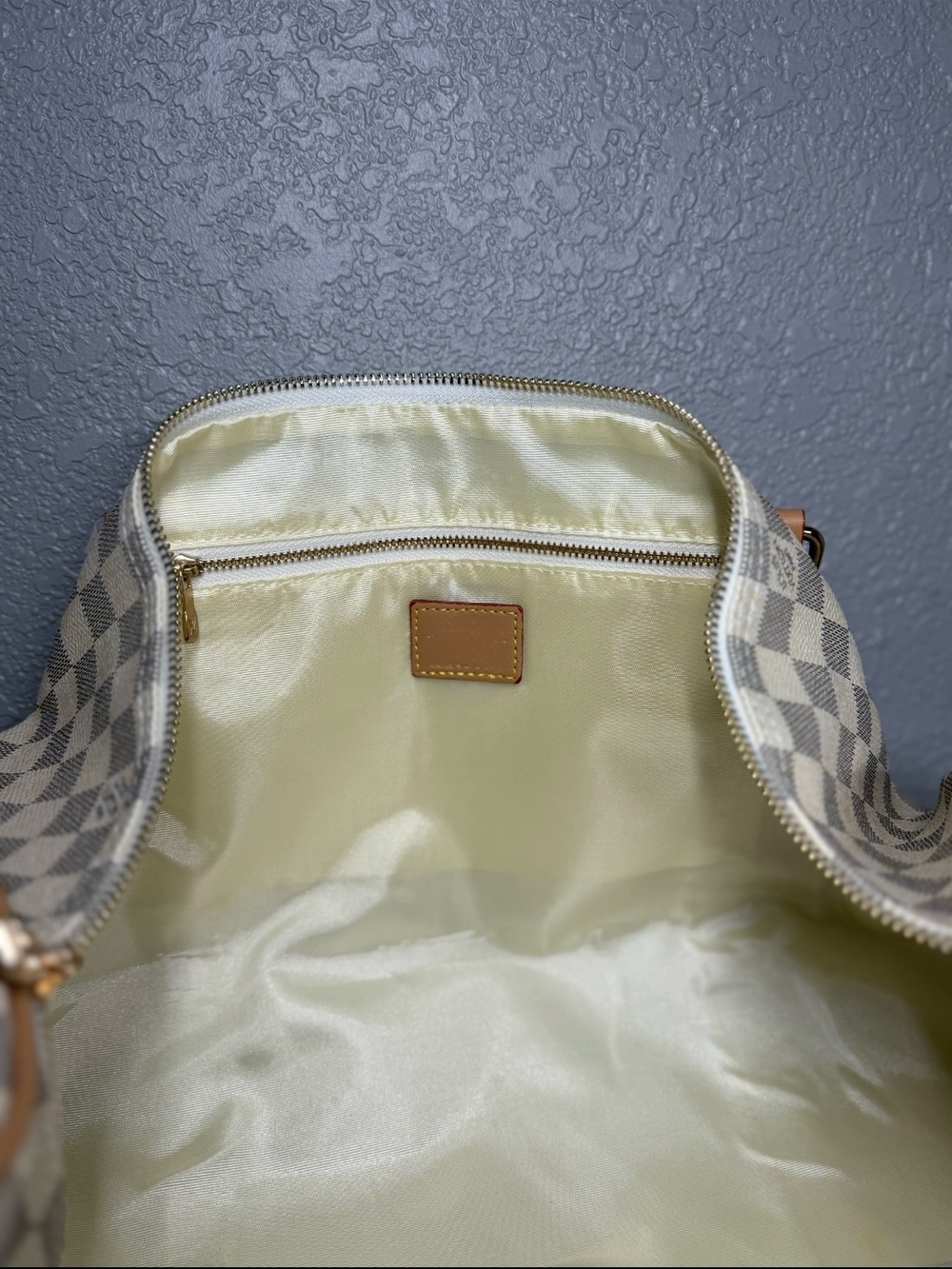 Checkered Cream & Tan Duffle Bag - Picture 2 of 2